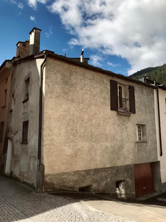 Centrally Located Apartment In Poschiavo Dış mekan fotoğraf